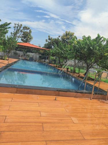 Bhimunipatnam House | Sivarama gaeden resort 5 star stay & swimming pool room no 5 bheemunipatbam beach road to dorathota road