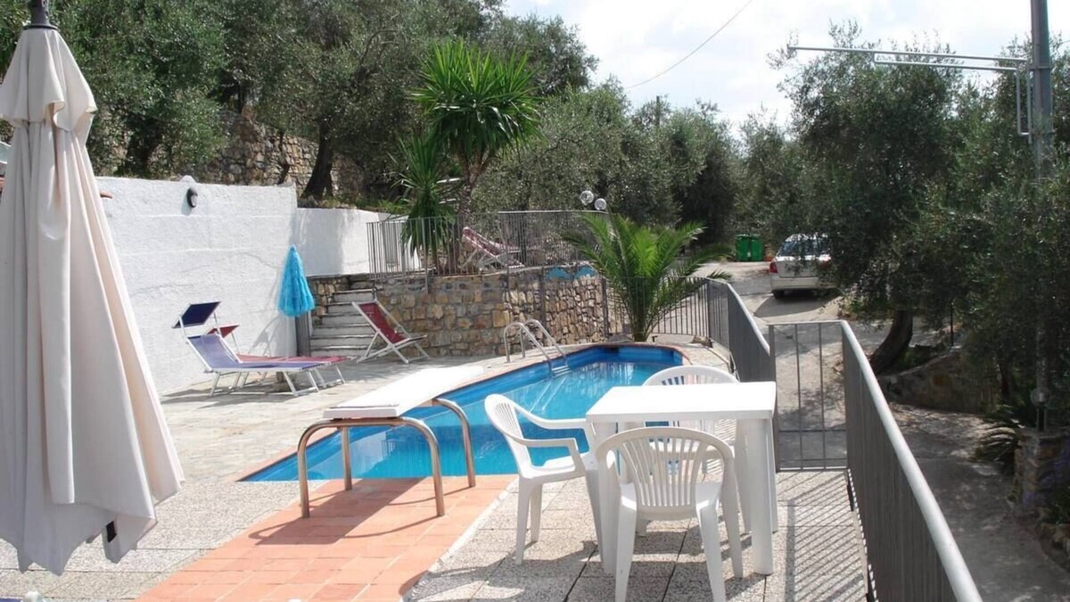 Villa Viani House | Six - Accommodation under pool with panoramic view, among olive trees, sea 15 km away