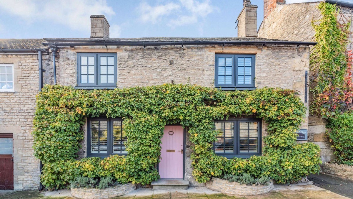 Stow-on-the-Wold Cottage | Six bed Cotswold Holiday Home - Cross Keys Cottage
