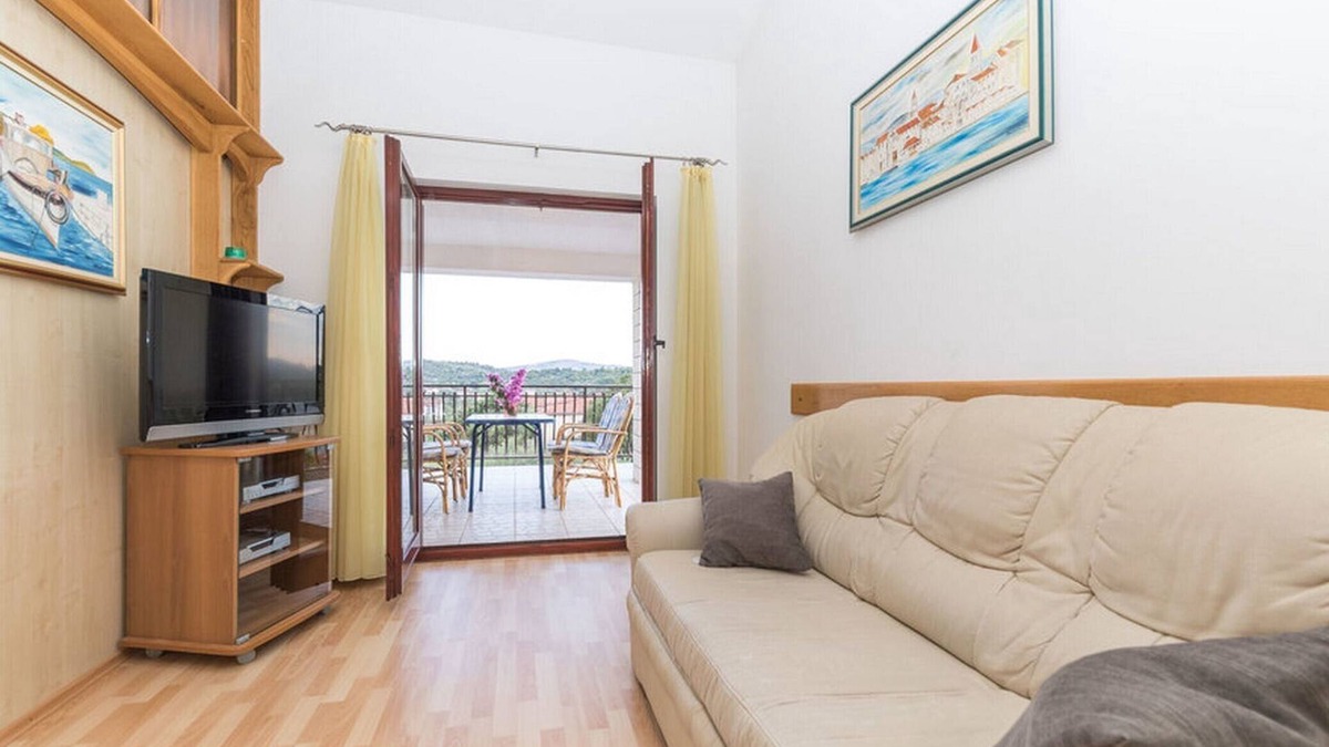 Seget House | Six Bedroom Holiday Home