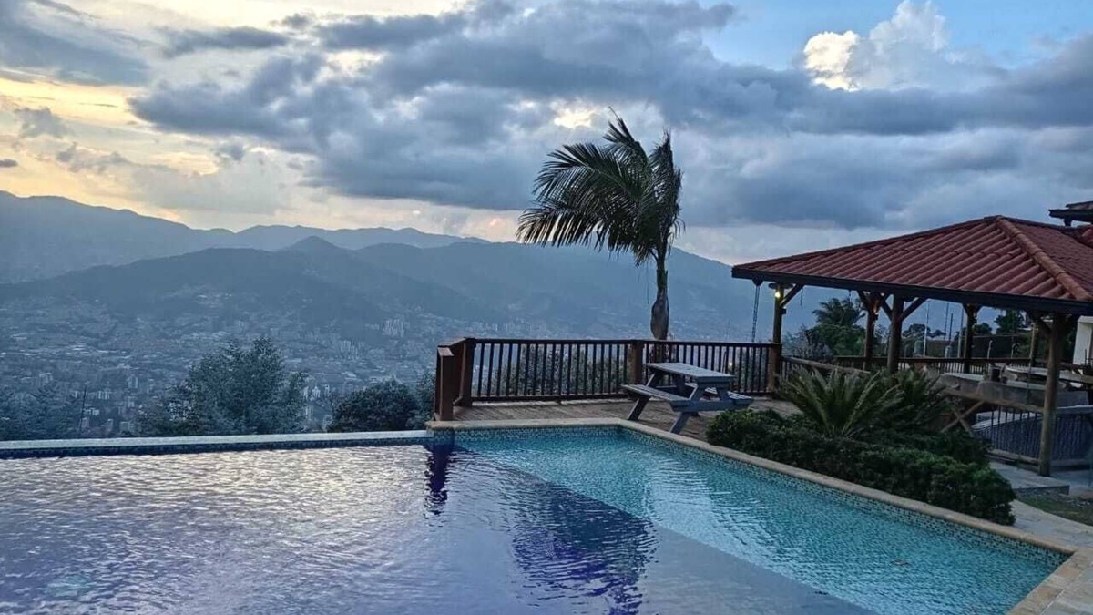 Envigado Villa | Six bedrooms immaculate luxurious Villa with pool and private cascade