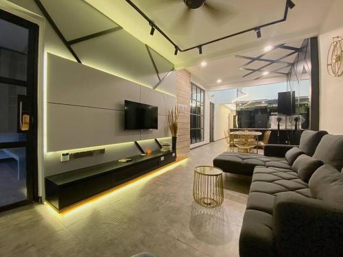 Taman Teh Teng Seng House | SIX Boutique Residence @ Ipoh Garden Landed House 8pax