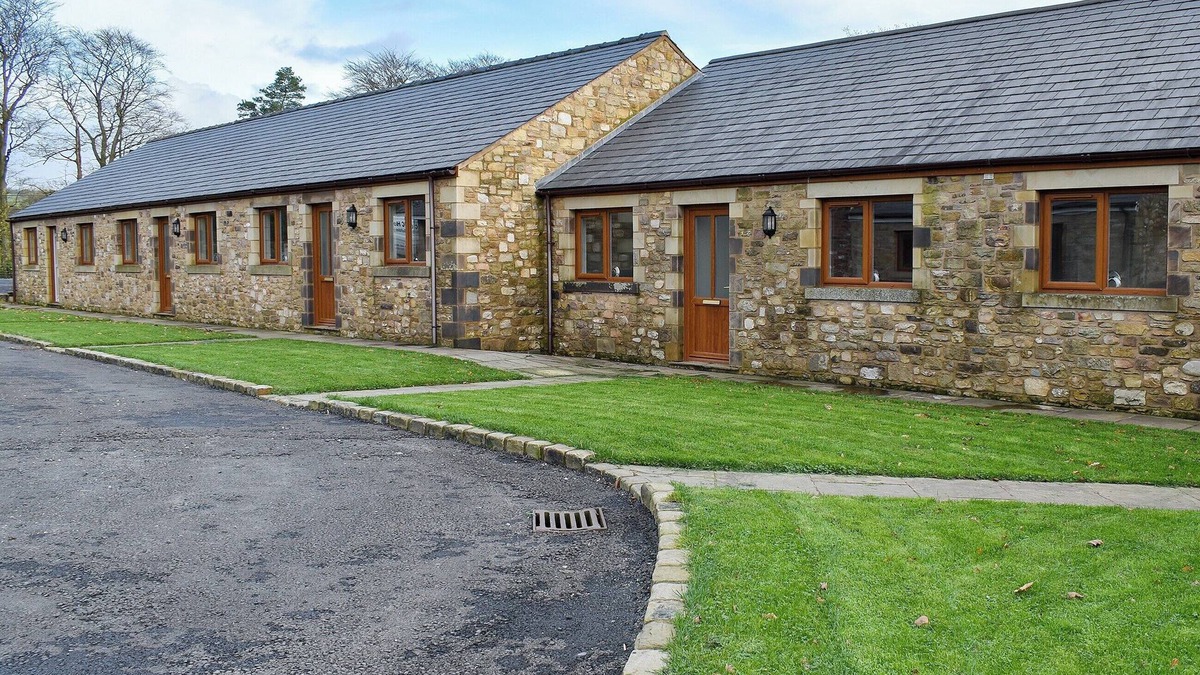 Preston Cottage | Six Dorchester Drive - UK32627