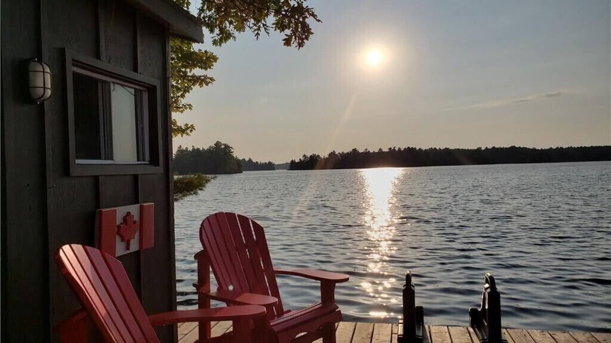 Georgian Bay House | Six Mile Lake Muskoka Cottage with Beautiful Views