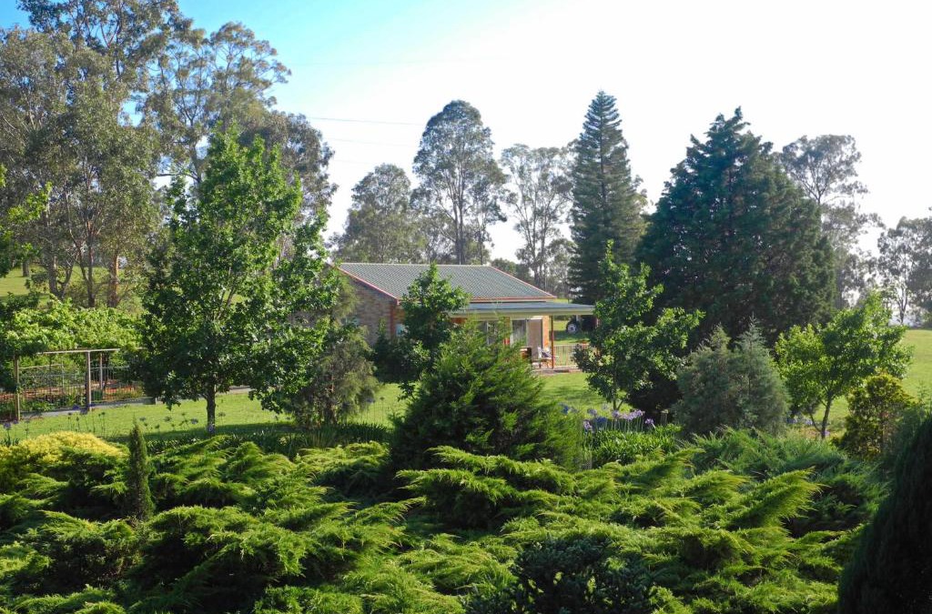 Mulgoa Ski Chalet | Six Oaks Cottage