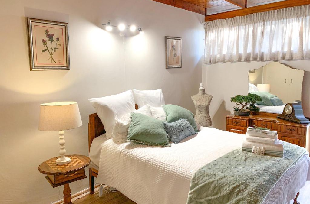 Vredefort Apartment | Six Second Avenue