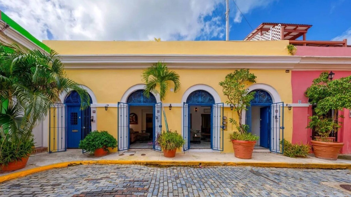 Catedral House | SJBC- House in Old San Juan