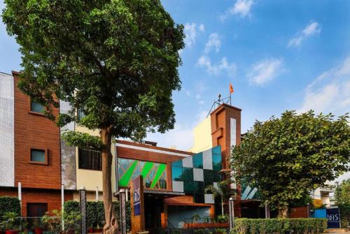 Old Gurgaon Hotel | SK Premium Park GGN