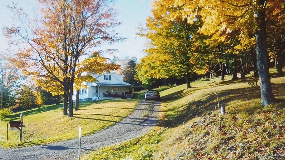 Ouaquaga House | Ska'no'ne -Peaceful Living 1-bedroom house with central HVAC & WiFi on 13+ acres