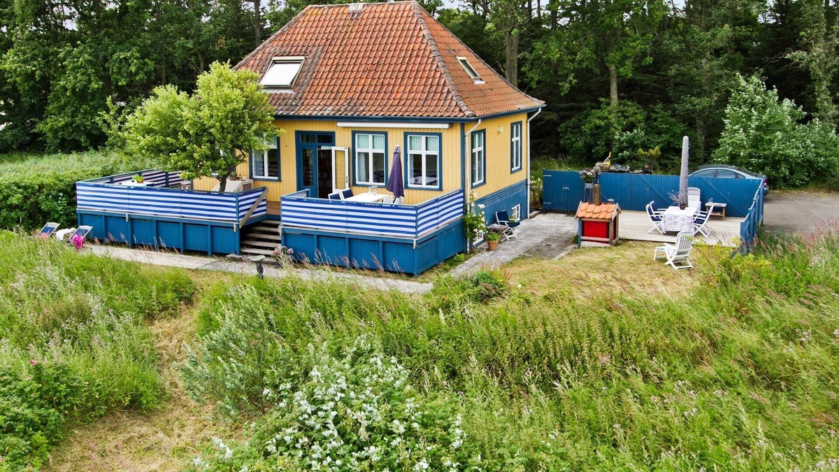 Nyborg Cottage | Skærven Cottage on the beach