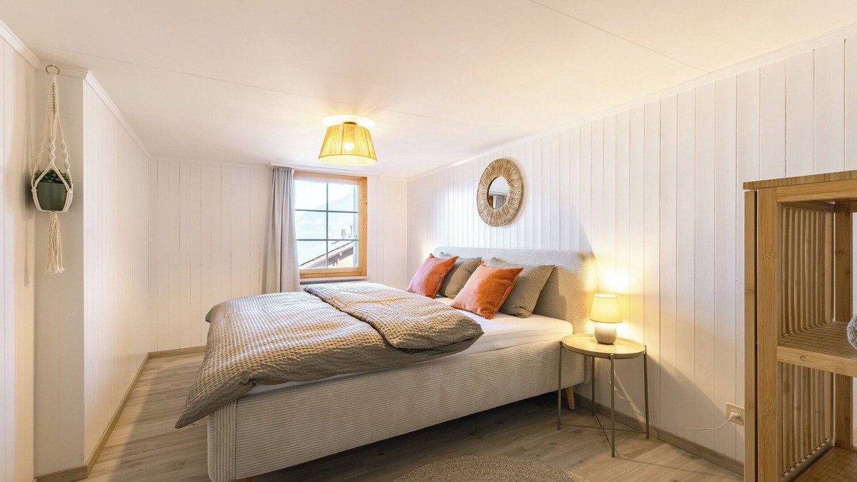 Leissigen Apartment | Skandi Lodge with lake view near Interlaken