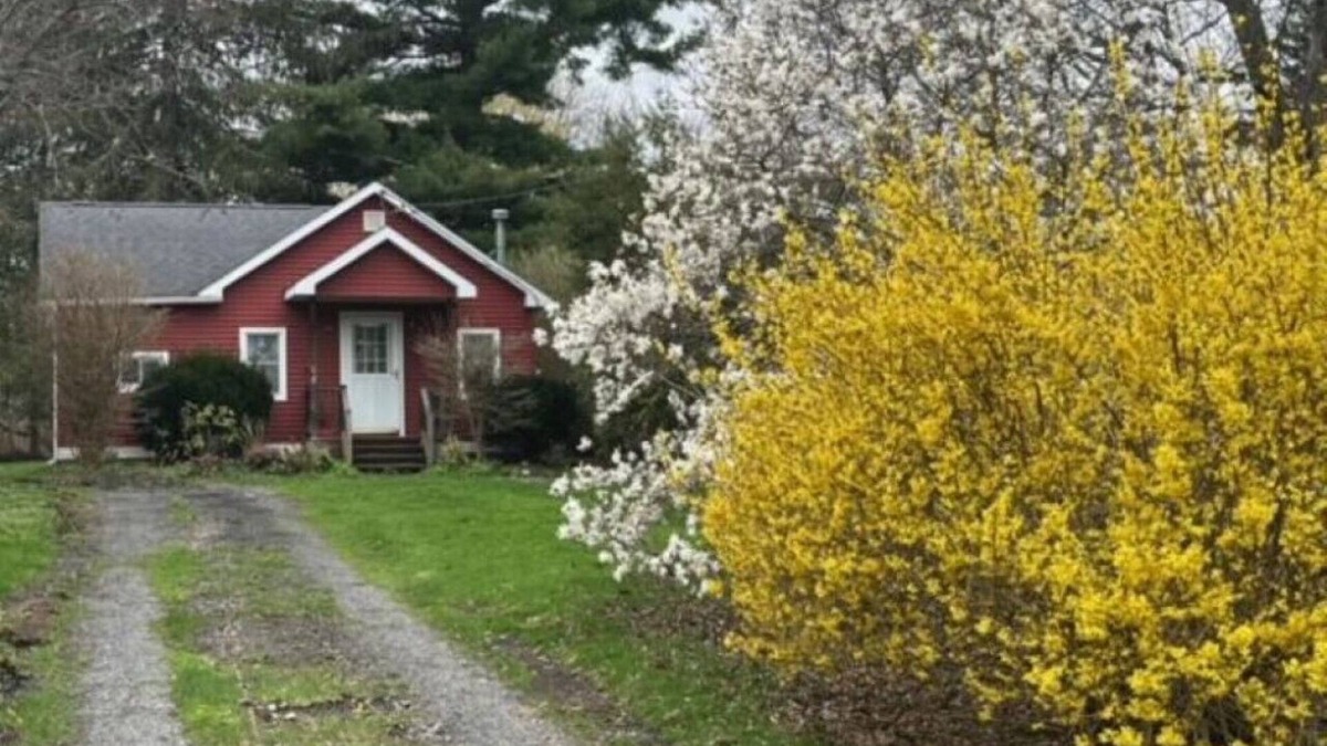Skaneateles House | Skaneateles-Near it all.