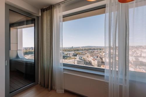 Old Town Apartment | Skau Sky Park Pearl 17 floor Panoramic view Free Parking