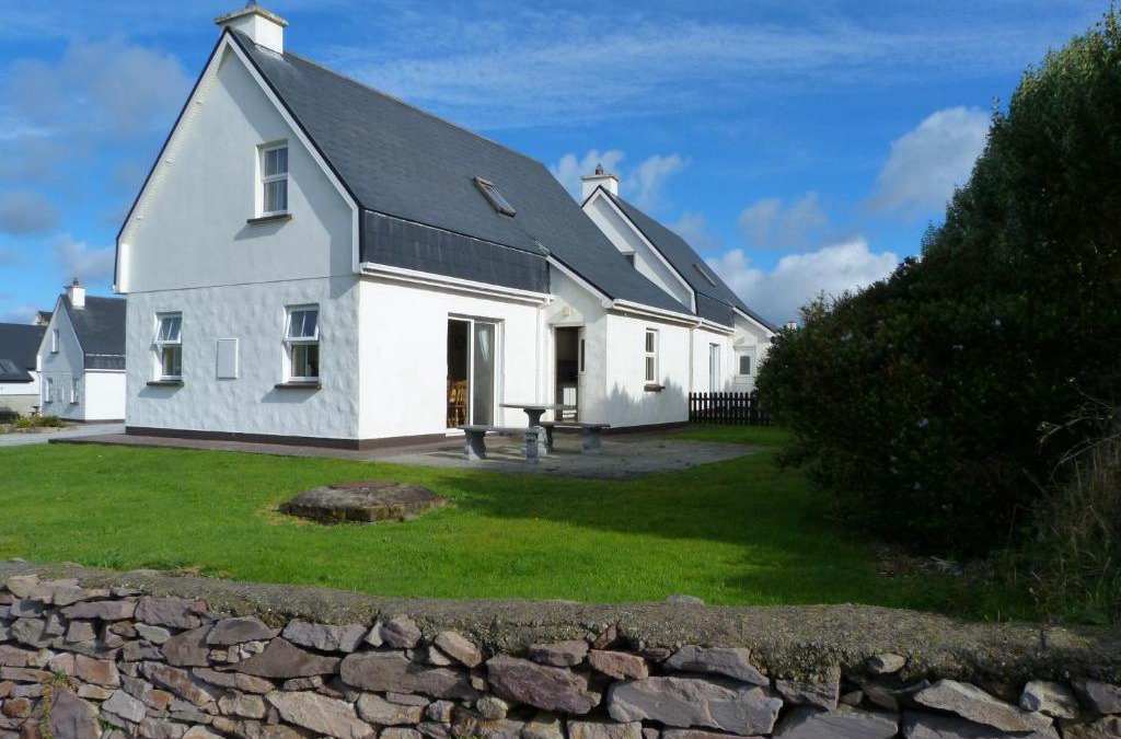 Ballinskelligs House | Skellig Cottages