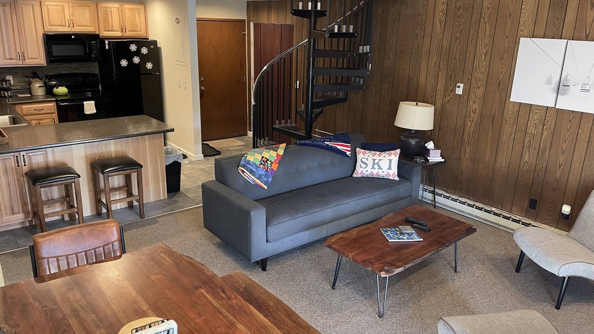 Mendon Condo | Ski condo close to multiple resorts