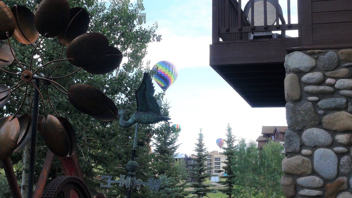 Crested Butte Condo | Ski History End Unit- Sleeps 2- entire unit with 2 decks