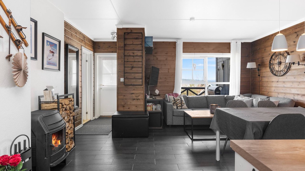 Grondalen Apartment | Ski-In Mountain Retreat in Trysil – Cozy Apartment for 6