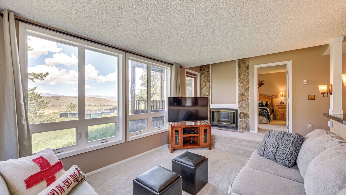Silvercreek Condo | Ski-In/Out Granby Ranch Condo w/Balcony!