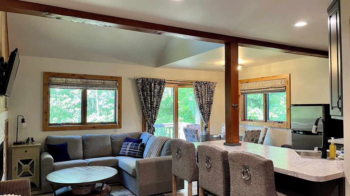 Wakefield Condo | Ski In/Out Remodeled 2 bedroom/2 bath Condo at Snowriver!