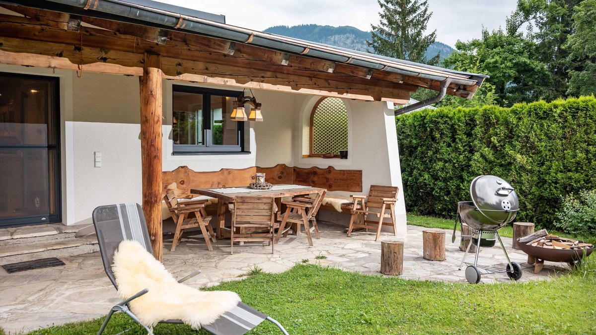Sankt Johann in Tirol House | SKI IN - SKI OUT at the Eichenhof ski lifts