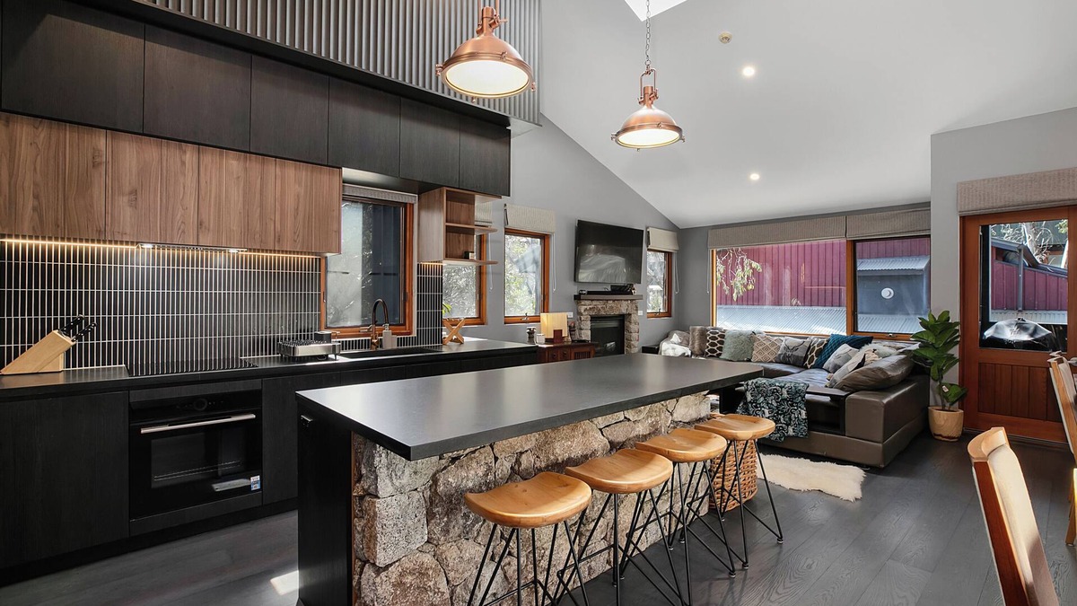 Thredbo Ski Chalet | Ski In Ski Out #10 - Stunningly renovated Ski Retreat on snow - 3 Bed, 3 Bath