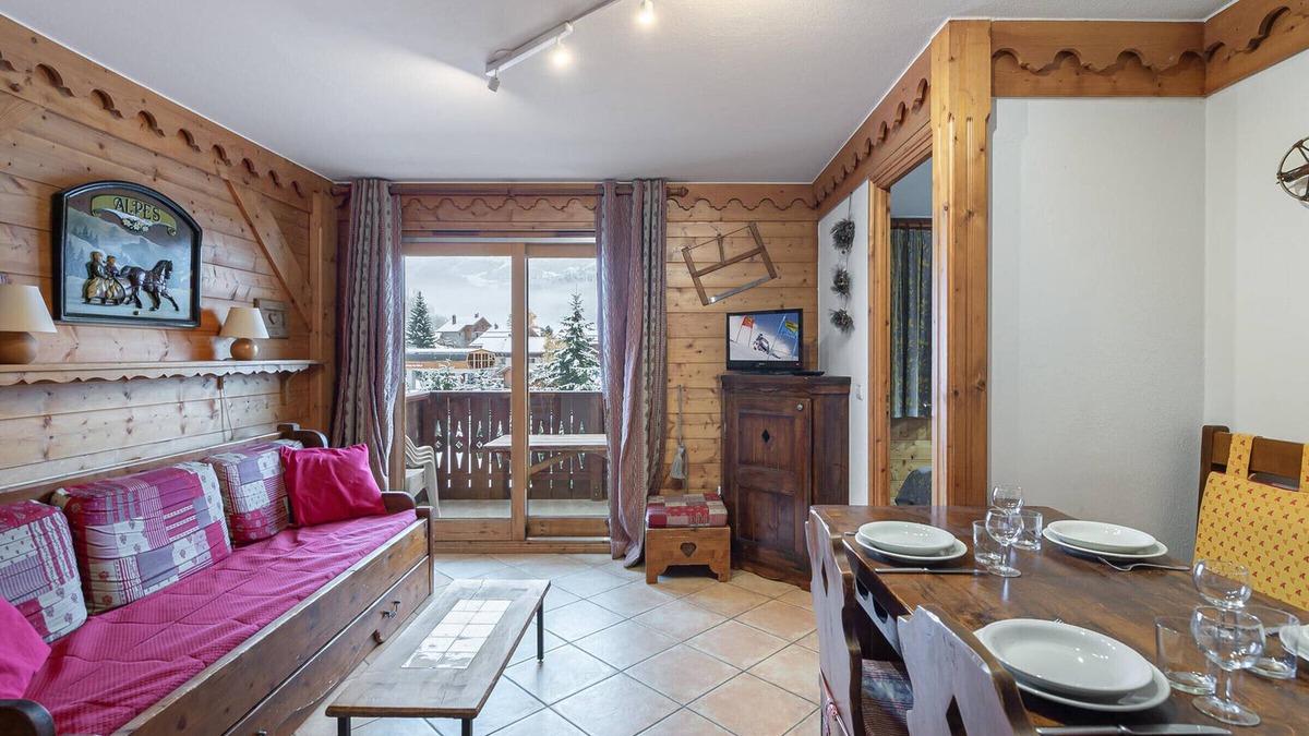Meribel Village Apartment | Ski-in/ski-out apartment with pool and spa