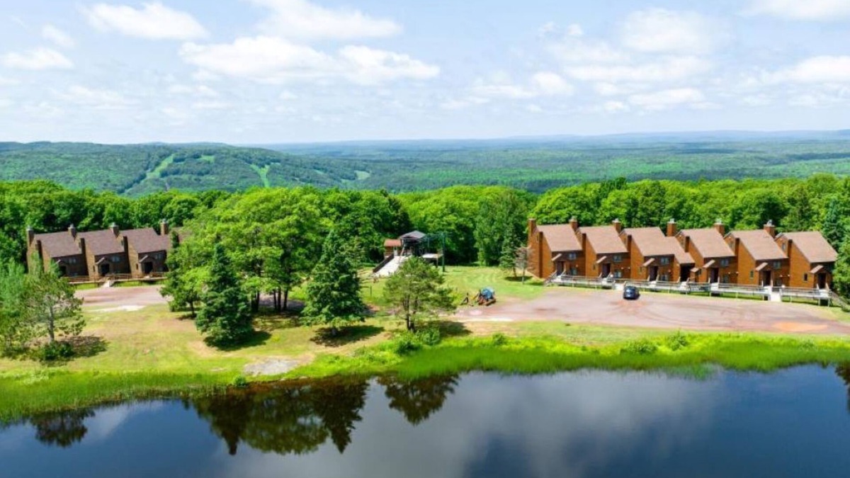 Wakefield Condo | Ski in/Ski Out Entire Condo Sleeps 4 @ Jackson Creek Summit
