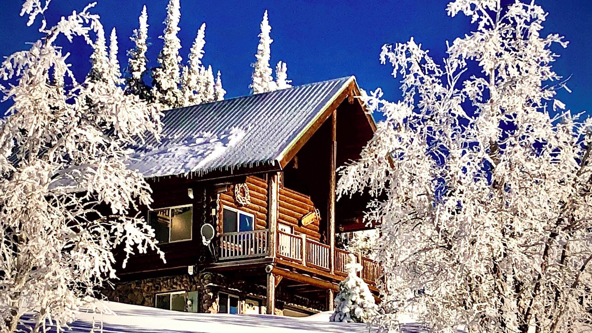 Powder Mountain Cabin | Ski in - Ski out Log Cabin at Powder Mountain