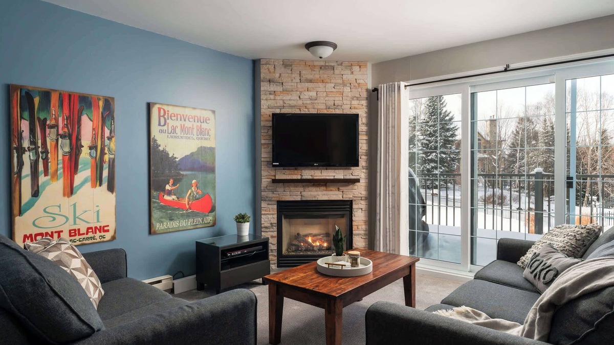 Saint-Faustin-Lac-Carre Condo | Ski-in/Ski-out MONT-BLANC & Cozy Vibes | Le Loup