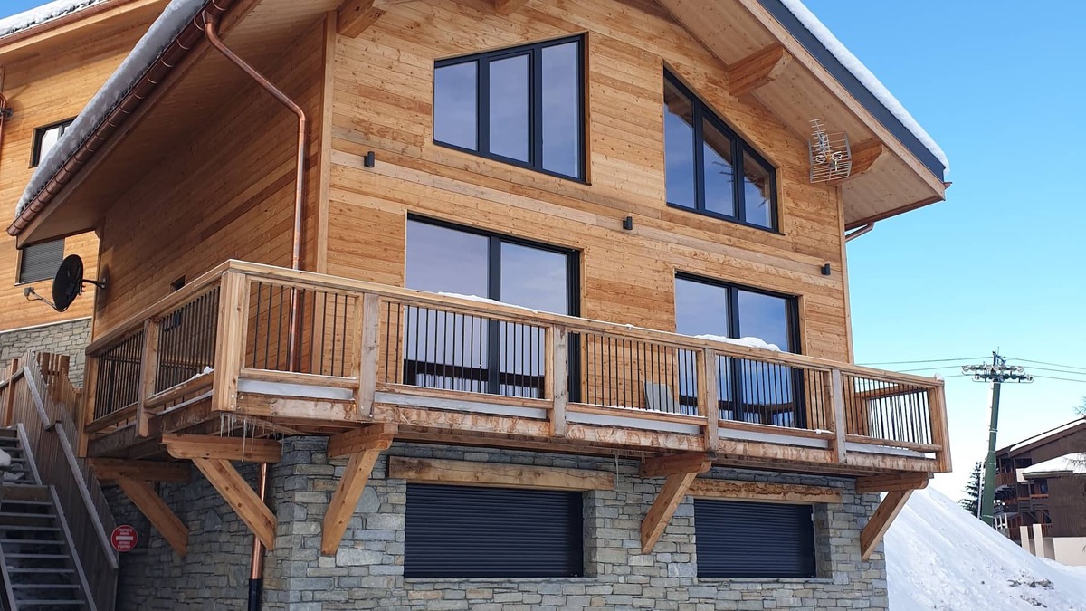 Bellentre Ski Chalet | SKI IN SKI OUT PARADISKI LA PLAGNE LES COCHES TOP OF THE RANGE CHALET
