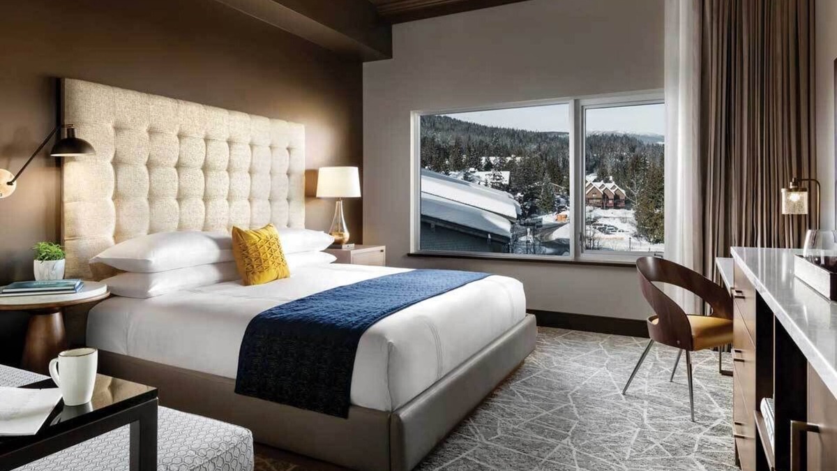 Rossland Hotel | Ski-in, Ski-out Splendor: Onsite Parking. Close to Silverlode Chair!