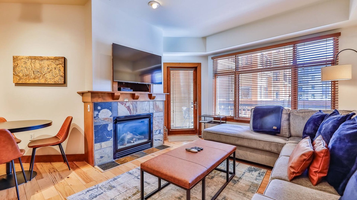 Park City Condo | Ski In/Ski Out with Mtn Views and Easy Hot Tub Access