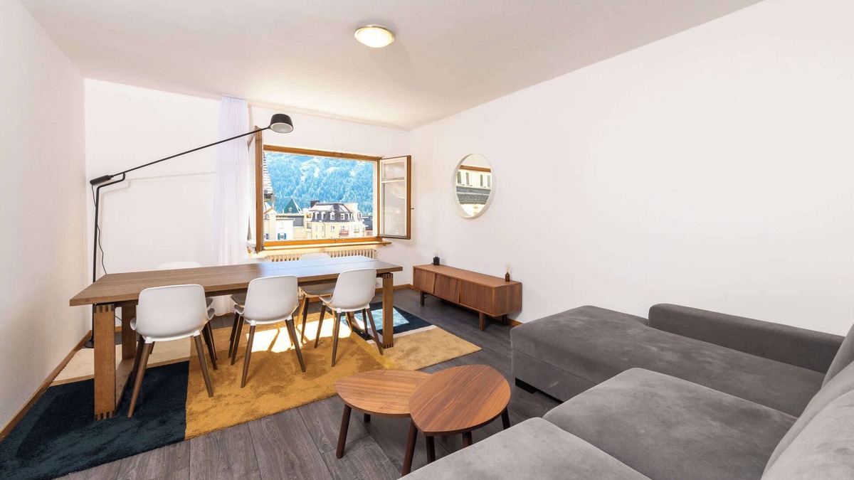 St. Moritz Apartment | Ski Paradise, Steps to Chantarella Lift