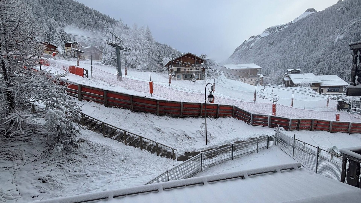 Valfrejus Apartment | Ski studio at the foot of the slopes Valfréjus ski resort
