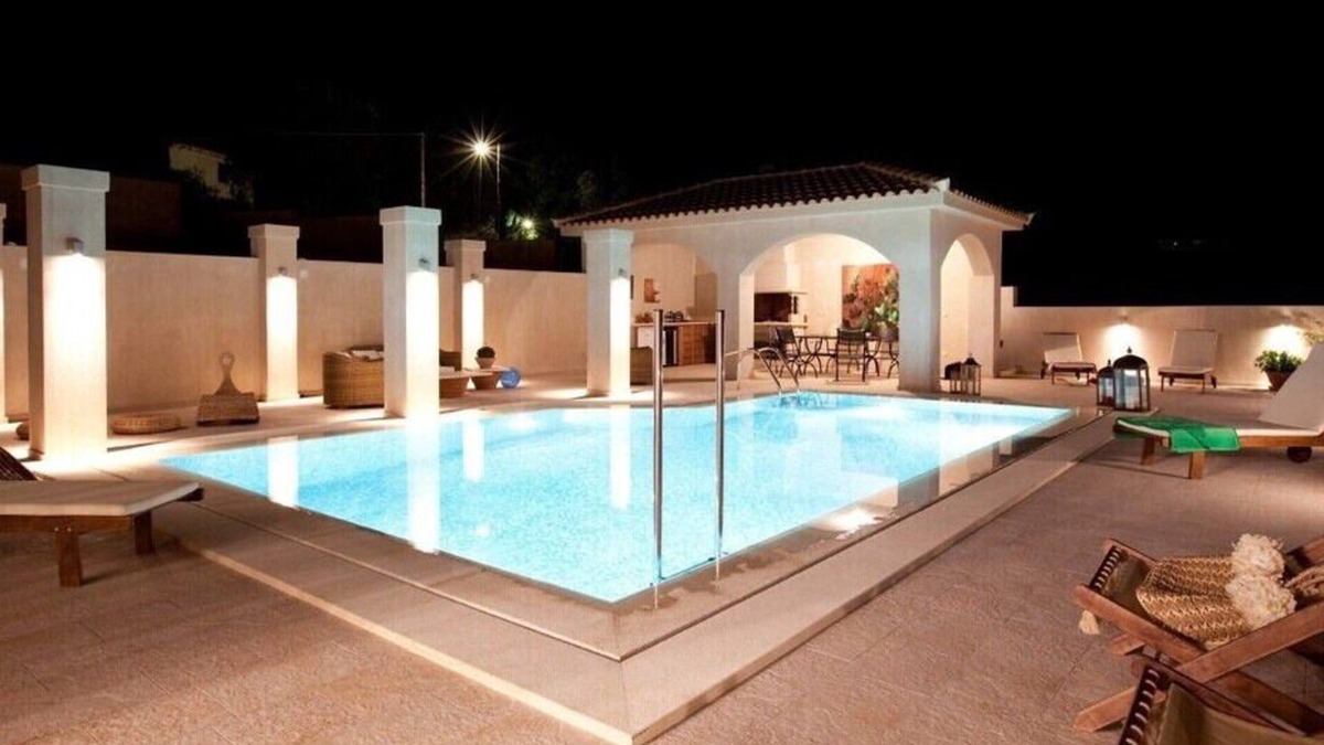 Agia Paraskevi Villa | Skiathos Repos Villas - Brand new luxurious villa in Ag. Paraskevi