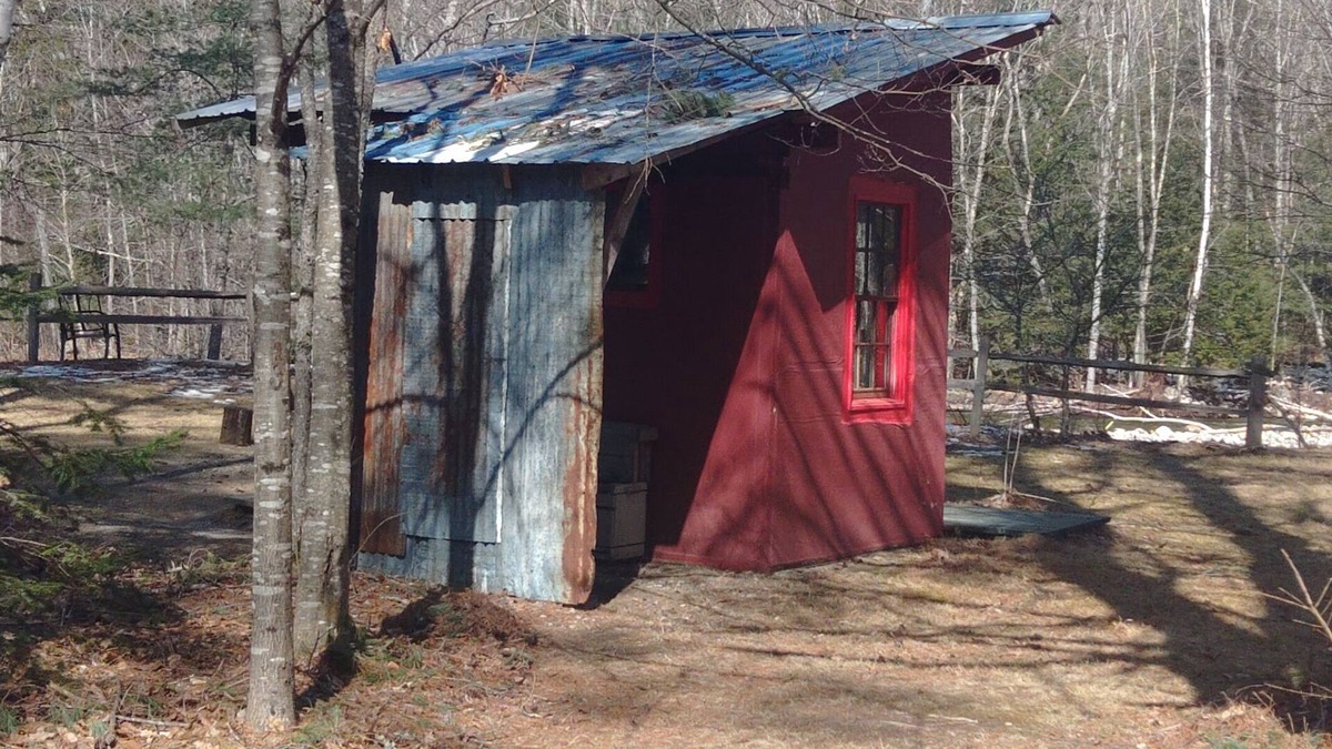 Warren Cabin | Skiers Favorite Studio