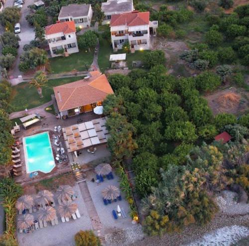 Paralia Porovitsis Apartment | Skipper's Apartments