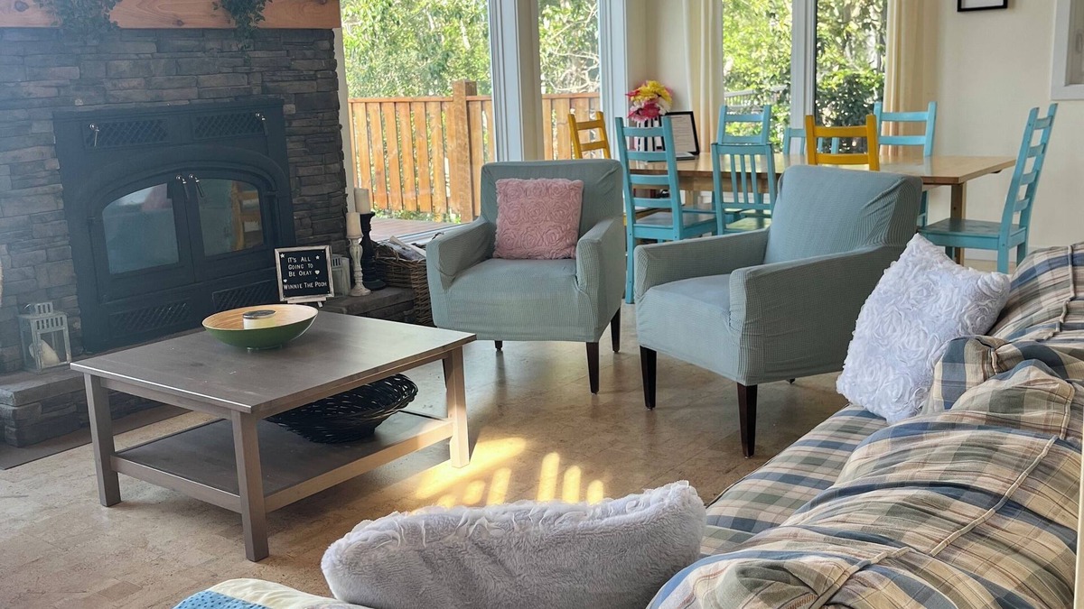 Division No. 7 Cottage | Skipping Stone Lodge at Buffalo Lake - Year Round fun at the Lake!