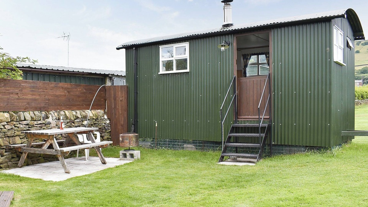 Cononley Cottage | Skipton Shepherd's Hut - Dales View