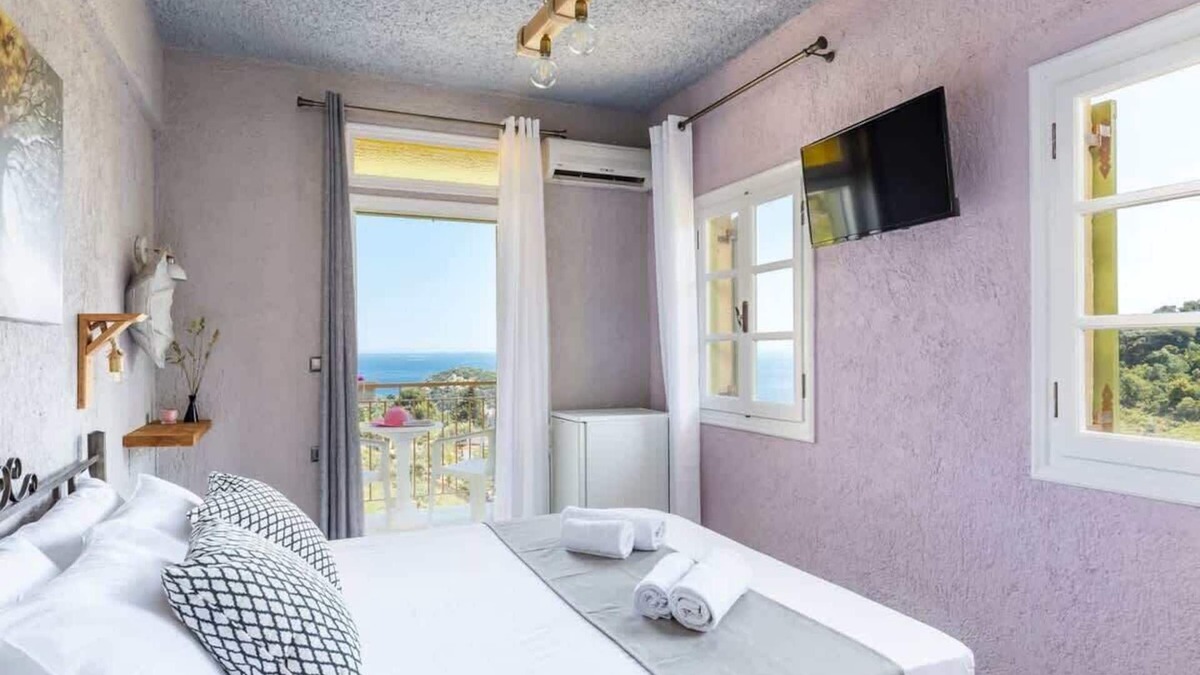 Stafylos Hotel | Skopelos Seaview Suite - Persephone Summer Nest