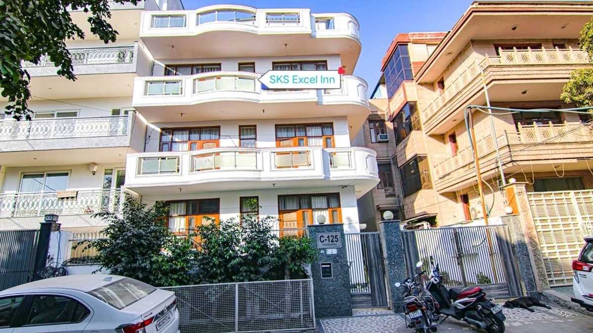 South City I House | SKS Excel Inn