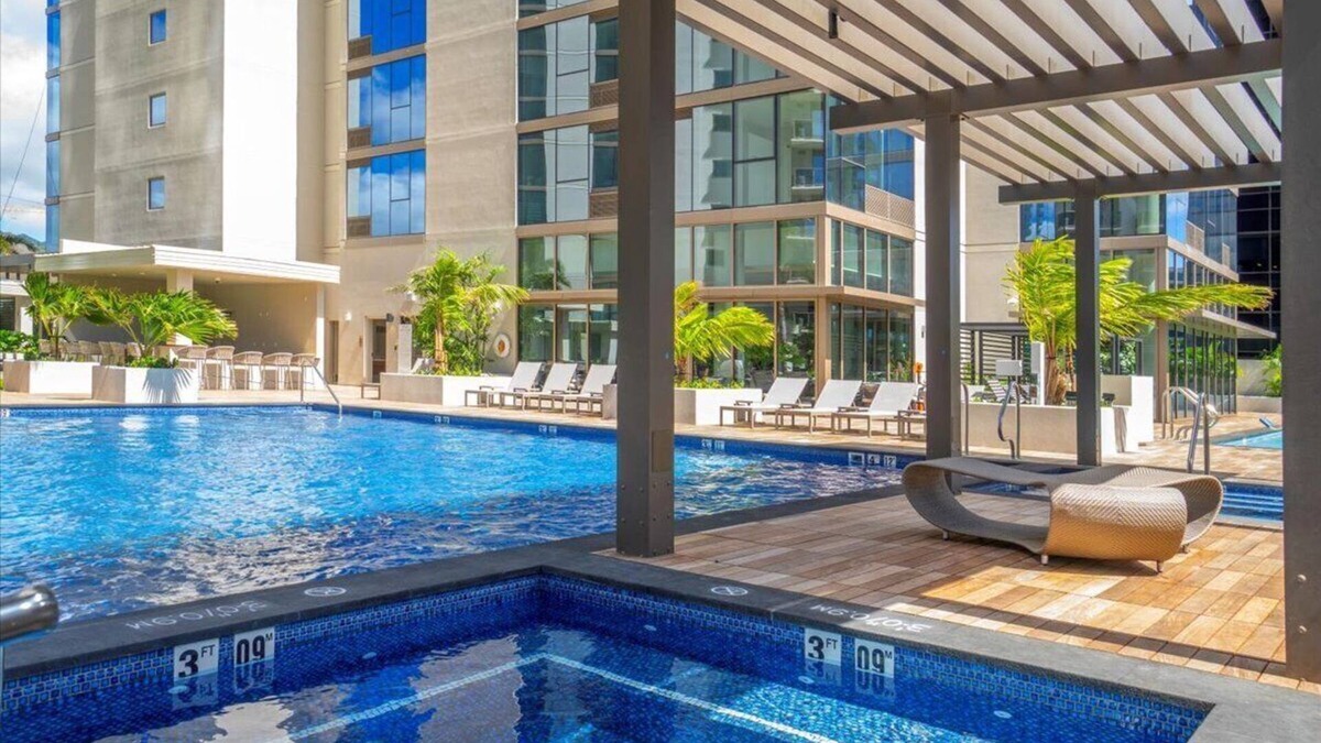 Ala Moana Condo | Sky Ala Moana 2307: 1 BR, 1 BA in Honolulu, Sleeps 4