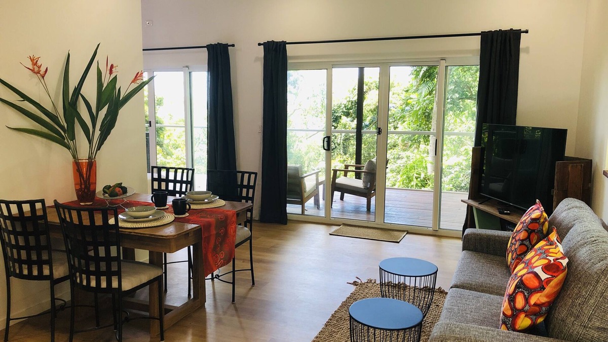 Rocky Point House | ‘Sky’: Bungalow surrounded by rainforest, ocean views and jacuzzi