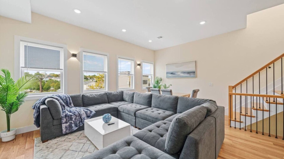 Communipaw Condo | Sky High Retreat near NYC W/Rooftop!