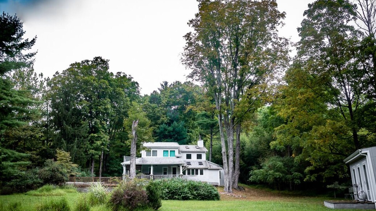 Wallkill Cottage | SKY, HIKE, STARGAZE, FOREST BATH, SWIM BY STREAM IN THE SHAWANGUNK MOUNTAIN
