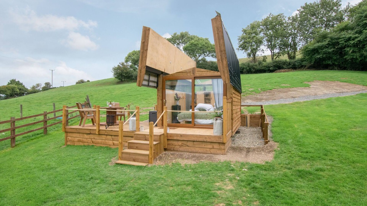 Felinfach House | Sky Hut - Caban y Nen