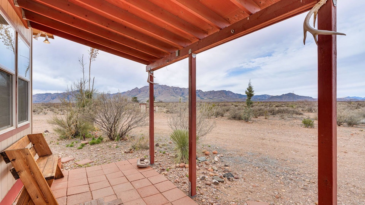 Rodeo House | Sky Islands Retreat in Rodeo w/Mountain Views!