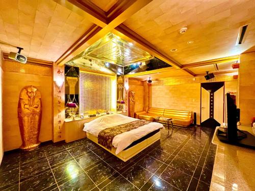 Beppu Hotel | SKY JZauruss バズるホテル ,Dinosaur Love Hotel