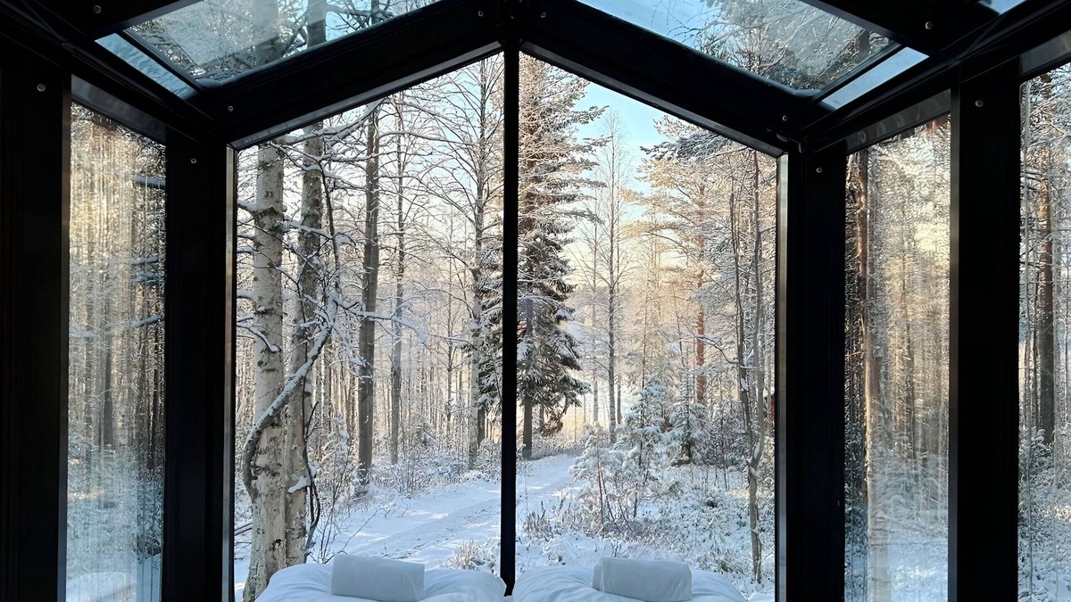 Sonka Cottage | Sky Lodging ~ sleeping under the stars ~ charming 2-bedroom cottage in Rovaniemi
