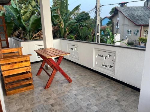 Andiambalama House | Sky Port Inn